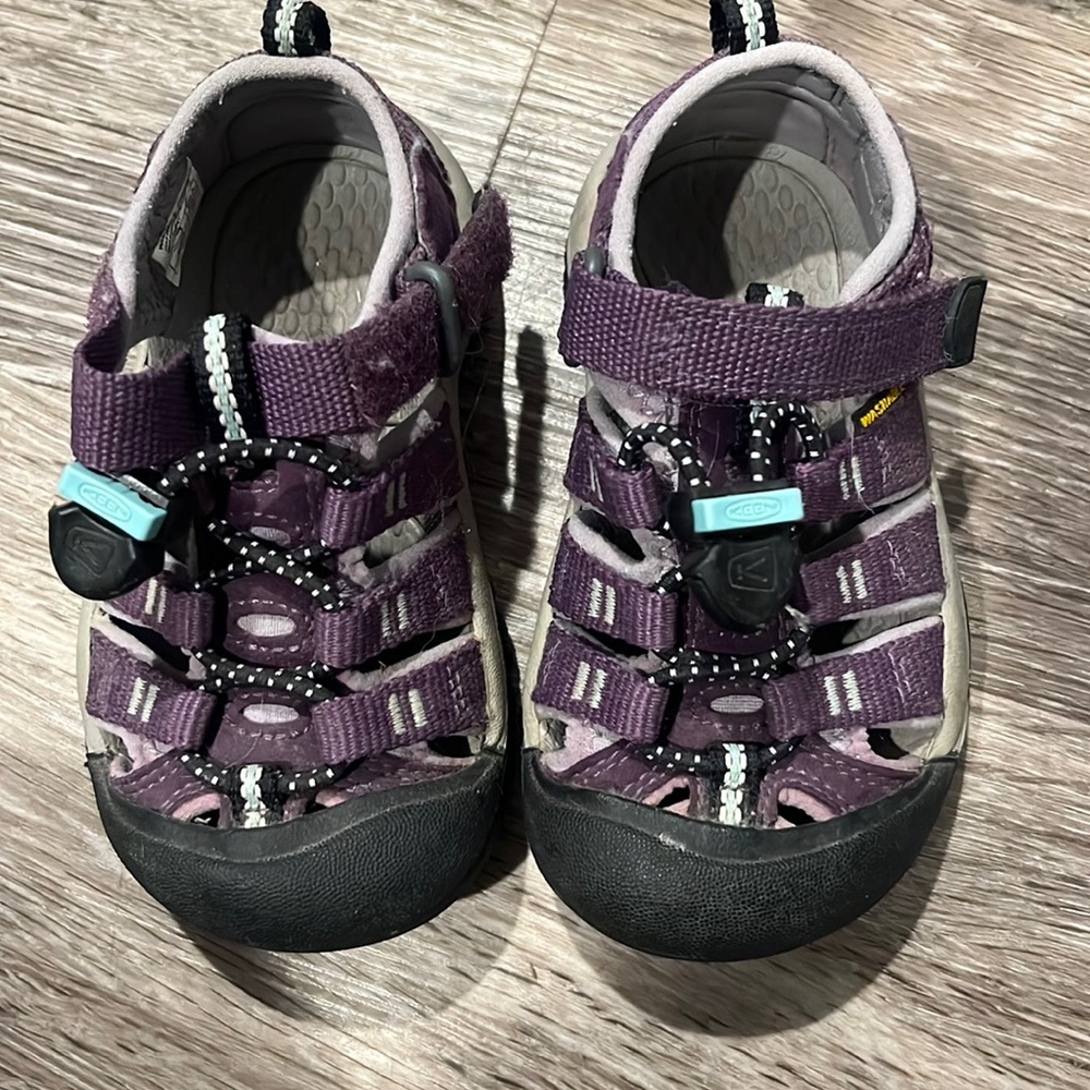 Toddler Keens